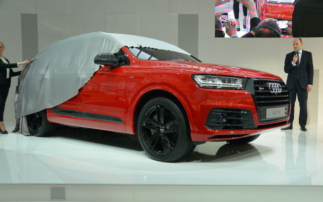 アウディ SQ7 TDI