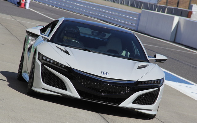 新型NSXが鈴鹿に初登場（鈴鹿ファン感謝デー16）