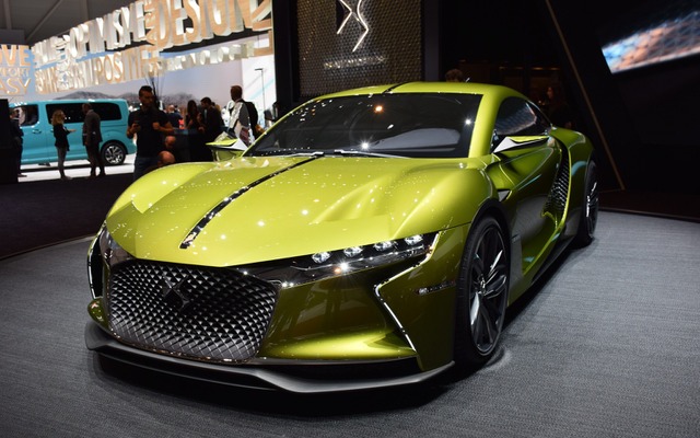 DS E-TENSE（ジュネーブモーターショー16）