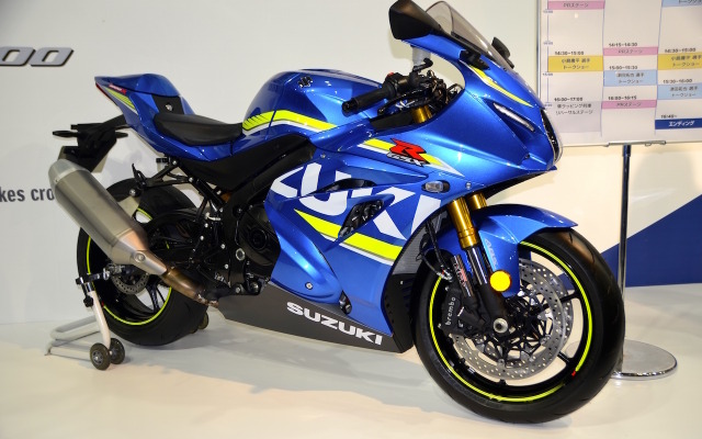 参考出品車・コンセプトモデルとして本邦初披露されたGSX-R1000。2017年モデルとしての市販化が噂される注目モデルだ。