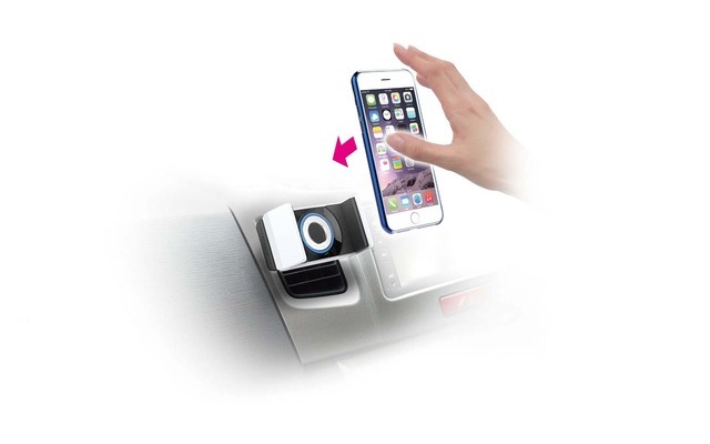 スマホを簡単にワンタッチホールドするスマホホルダー新発売