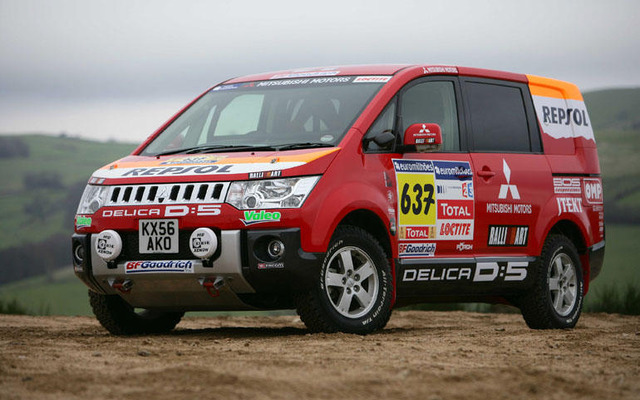 欲しいの パリダカ07】三菱 デリカD:5 で走った前半戦 | レスポンス 自動車