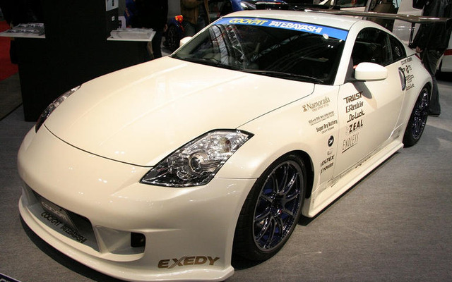 【東京オートサロン07】写真蔵…ブリヂストン 続
