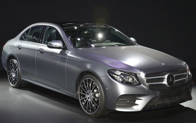 新型メルセデス Eクラスセダン の E220d