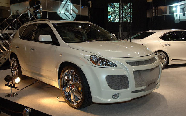 【東京オートサロン07】写真蔵…ワークのホイール　LS や ムラーノ