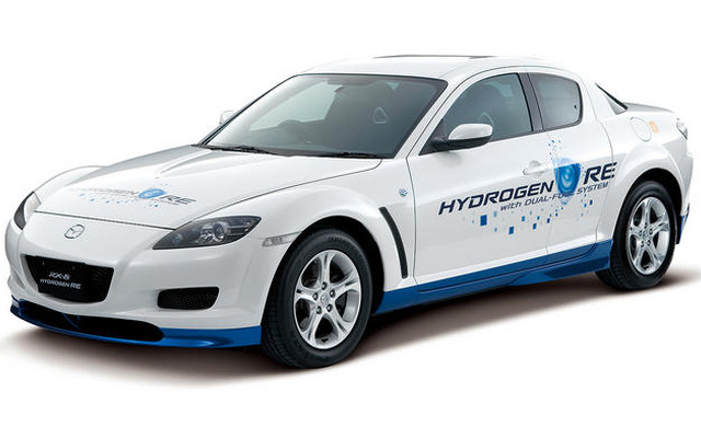 マツダの水素ロータリーエンジン車、日本科学未来館に納車