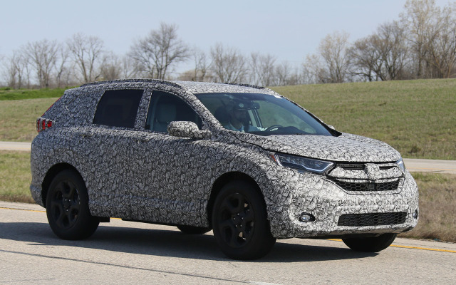 ホンダ CR-V 次期型 スクープ写真