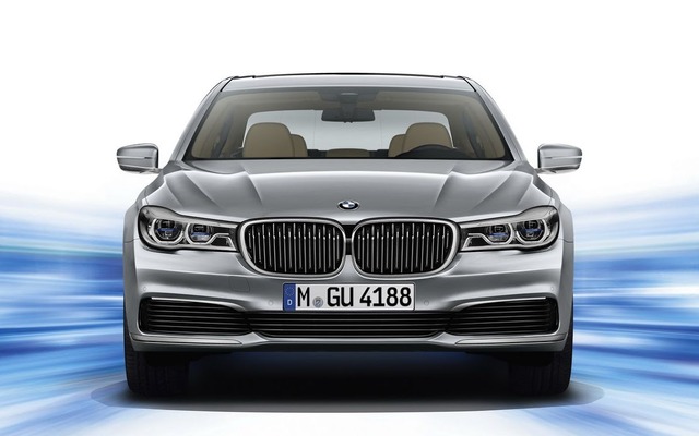 BMW 7シリーズ 新型に設定されるPHVの740Le