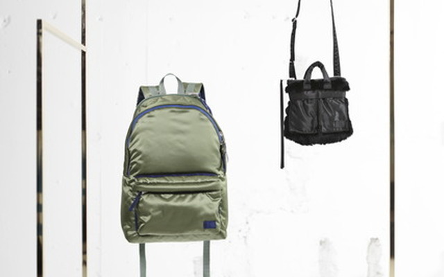 sacai×ポーター、ヘルメットバッグとデイパック発売