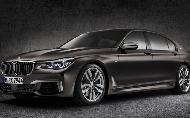 BMW M760Li xDRIVE V12