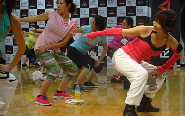 樫木裕実さん、カーヴィーメゾット体験会に熱中しすぎ…「（時間）巻きで！」