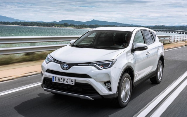 トヨタ RAV4ハイブリッド