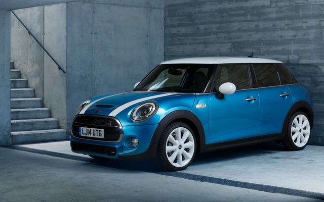 新型 MINI ハッチバック 5ドア