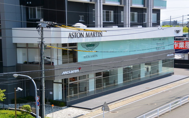 アストンマーティン福岡