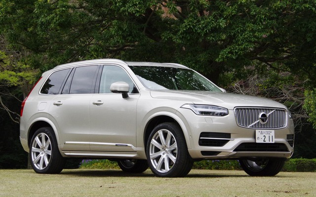 ボルボ XC90 T8 Twin Engine AWD Inscription