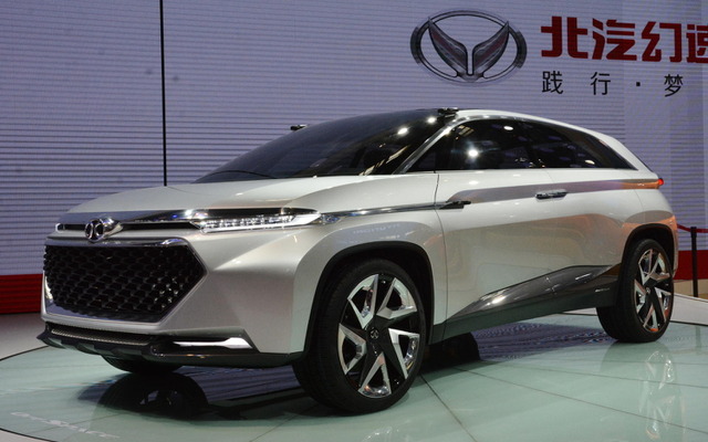 北京汽車 紳宝OFF SPACE（北京モーターショー16）