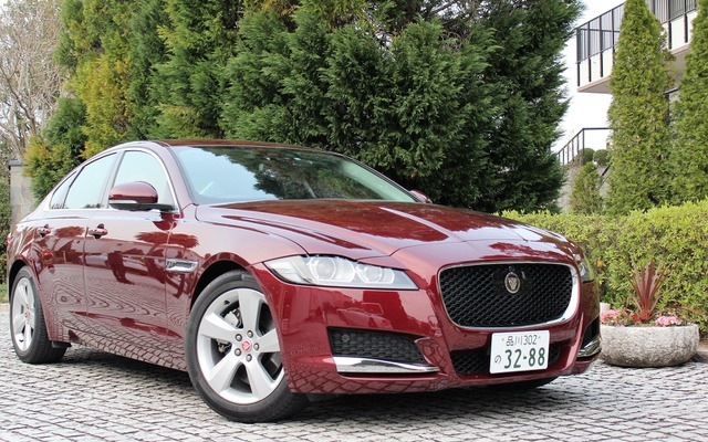 ジャガー XF