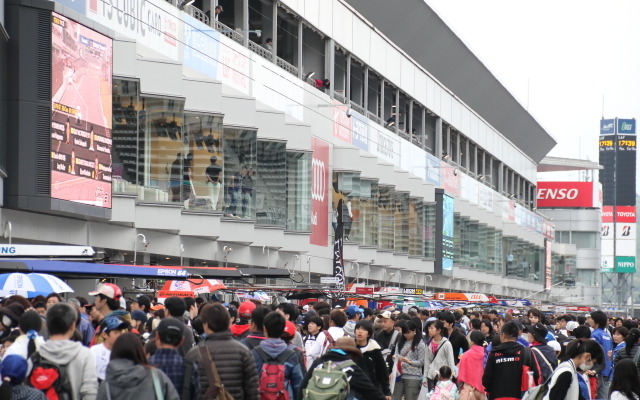 SUPER GTの大人気イベント「キッズピットウォーク」は今回も盛況