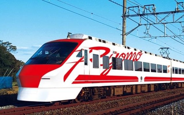 台湾鉄路『普悠瑪』TEMU2000形に似せたデザインの東武『りょうもう』200系のイメージ。6月17日から運転される。