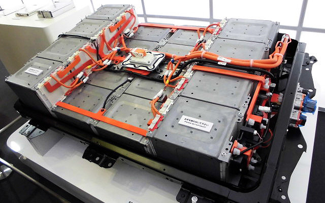 60kWhバッテリーを参考出品した日産（人とくるまのテクノロジー展2016横浜）