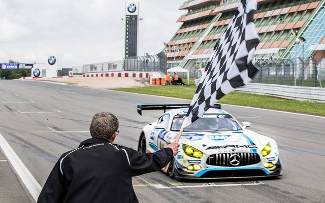 メルセデス AMG GT3