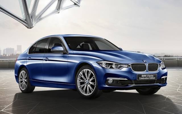 BMW 330e セレブレーションエディション
