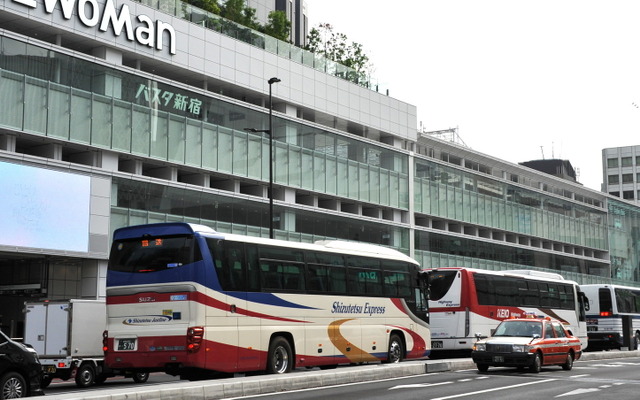 成田空港国内線なみの利用者だが、トイレが少ない「バスタ新宿」（渋谷区千駄ヶ谷）