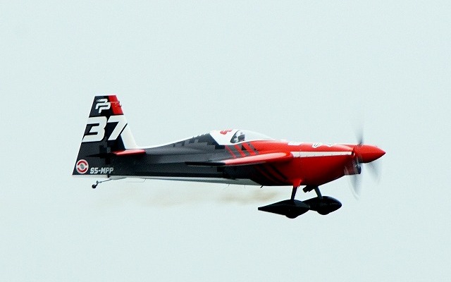 今年からマスタークラスに参戦したピーター・ポドランセック選手はスロベニア出身。使用する機体はEDGE 540V2となる。