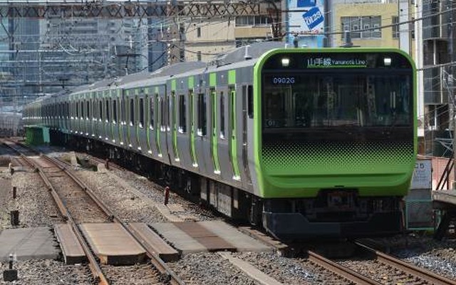 山手線で運転されているE235系の量産先行車。来春から量産車の投入が始まる。