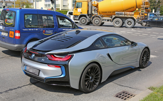 BMW i8 Sモデル スクープ写真