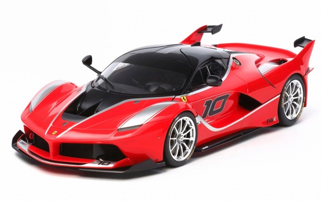 タミヤ フェラーリ FXX K 1/24スケールモデル