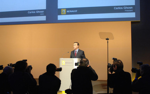 【新聞ウォッチ】ゴーン社長、続投の意向　“敵前逃亡”を否定
