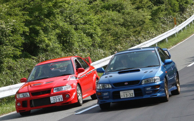 インプレッサWRXとランサーエボリューションVI