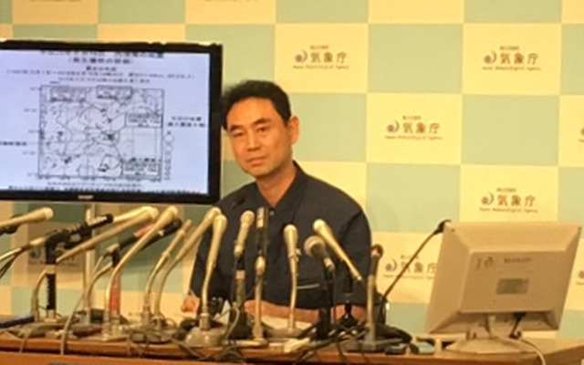 函館市で最大6弱を観測する地震について語る青木元地震津波監視課長