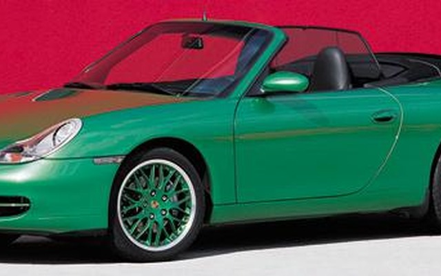 今度こそ売れるか?　ポルシェ、新型『911タルガ』を開発