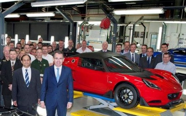 英国本社工場で生産が開始されたロータス エリーゼ カップ 250