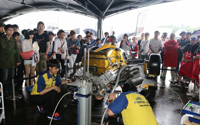 スーパーフォーミュラ エンジン始動パフォーマンス