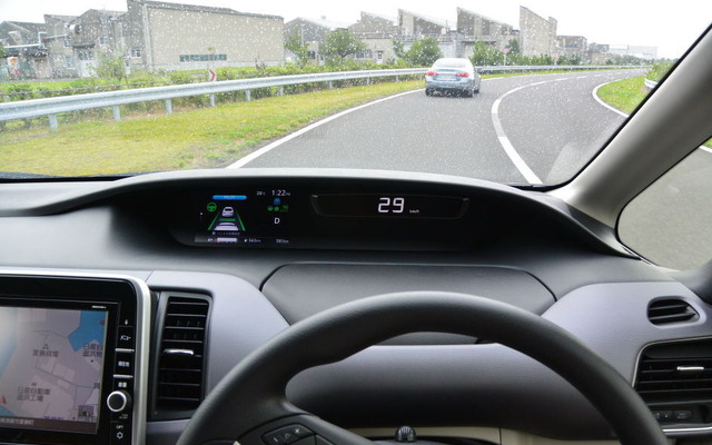 日産自動車 プロパイロット 発表会