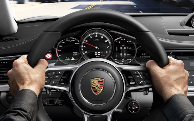ポルシェ パナメーラ 新型の次世代アシスタンス システム