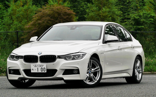 BMW 330e