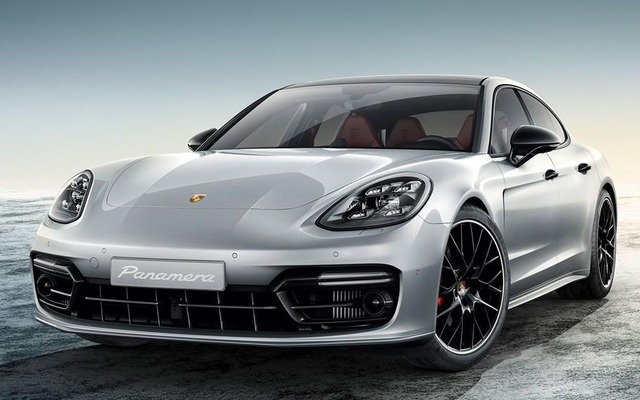 ポルシェ パナメーラ 新型のエクスクルーシブ
