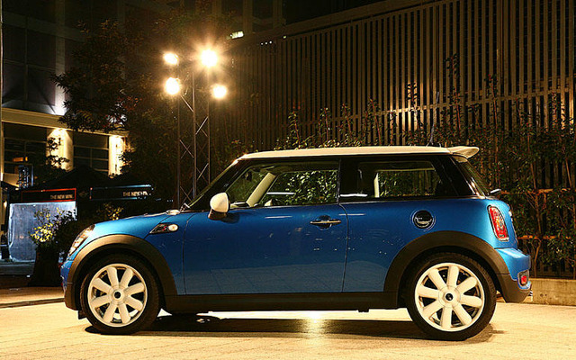MINI柏を独立した拠点に移転、CIも導入