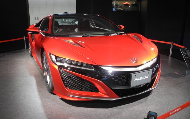 本社ショールームの展示されているホンダ『NSX』