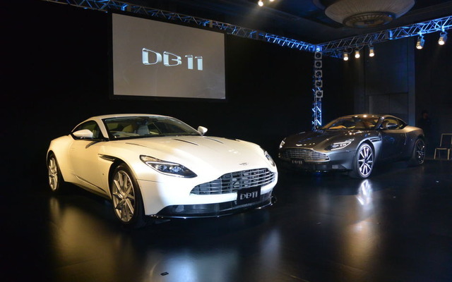 アストンマーティン DB11