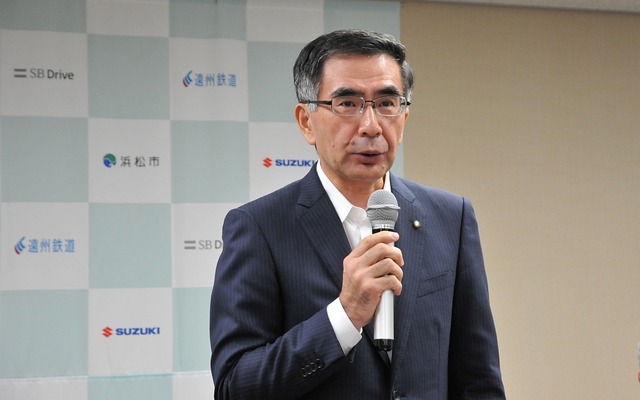 スズキの鈴木俊宏社長