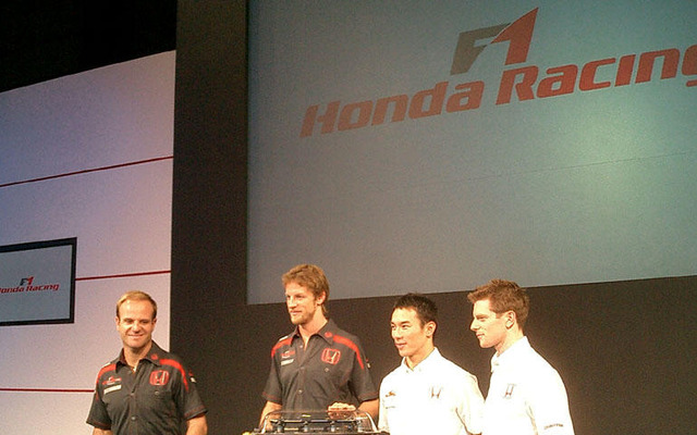 【スーパーアグリF1】開幕直前会見…SA07 の開発が遅れ気味