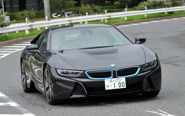 BMW i8