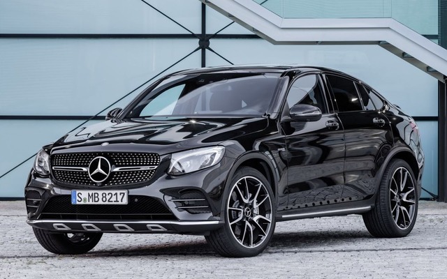 メルセデスAMG GLC 43 4MATICクーペ