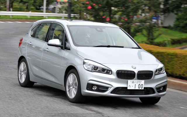 BMW 225xeアクティブ ツアラー