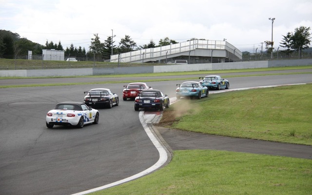 Be a driver. Experience at FUJI SPEEDWAY